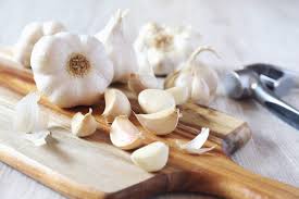 Minum jus tomat secara rutin akan menurunkan kadar ldl atau kolesterol jahat dan trigliserida di dalam darah sehingga mencegah timbulnya penyakit tomat juga bisa anda pilih sebagai salah satu buah untuk diet menurunkan berat badan. Manfaat Bawang Putih Untuk Pria Yang Jarang Diungkap Honestdocs
