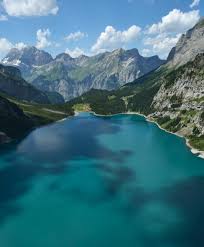 Kandertal Home Of The Mountains Bernese Oberland Switzerland Kandertal Tourismus Reiseziele Ausflug Ausflugsziele