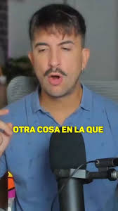 Acusaciones cruzadas entre Andy y Lucas: Lucas deja caer que su compañero  es un inútil y este responde con que es mejor guardar silencio.