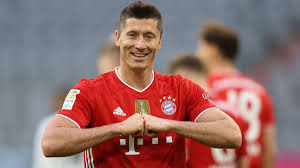Famous father and son in football. 40 Buts Robert Lewandowski Egale Le Record Mythique De Gerd Muller Eurosport
