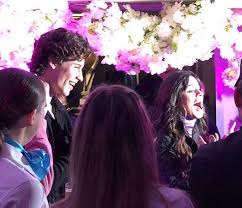 Share the best gifs now >>>. Shawn Mendes Flew To Uk For Camila Cabello S Birthday See Party Photos