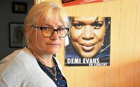 Sans concert, la productrice lorientaise n'a plus de revenu