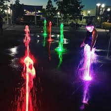 Look What They Do At Pear Blossom Park In Medford Fun Nighttime Splash Pad Photo From A Friend Of What To Do In Sou Spray Park Kid Friendly Fun Water Fun