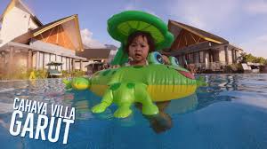 Penginapan Dan Kolam Renang Cahaya Villa Terbaru Di Garut Youtube