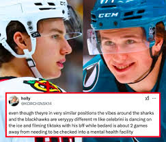 🪶 Whose position would you rather be in 🦈 More 🏒 News at >  www.hookedonhockey.com