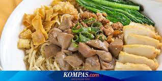 Ayamnya basah dan ada sedikit kuahnya. 8 Bakmi Ayam Legendaris Di Jakarta Cocok Untuk Wisata Kuliner Halaman All Kompas Com