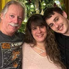 Vincent Ducote's Instagram, Twitter & Facebook