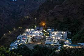 The yatra distance between katra to main vaishno devi temple is approximately 13 km by arduous journey through the roads on trikuta. All You Needs To Know About Mata Vaishno Devi Yatra