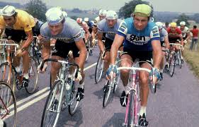 A belated happy birthday to raymond poulidor, who was born on april, 15 1936, and died on indeed, this underdog position may have been the reason poulidor became such a favorite of the. Le Champion Cycliste Francais Raymond Poulidor Est Decede A 83 Ans Le Devoir