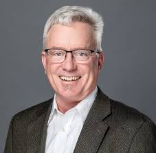 Identify busking musicians in 1980s subway?