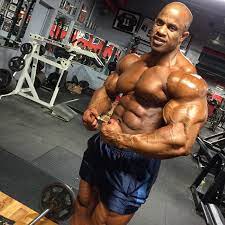 Victor martinez'in göğüs antremanı (2004). Victor Martinez Signs Deal With Musclemeds To Represent Carnivor Evolution Of Bodybuilding