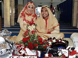 Johan raja lawak was born on june 13, 1984 in malaysia (36 years old). Johan Raja Lawak Kecewa Isteri Keguguran Dua Kali