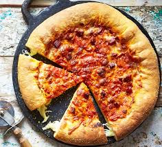 Pizza phô mai viền phô mai