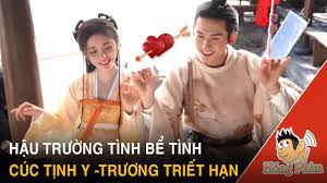 Cúc tịnh y và quan hiểu đồng kể ra cũng có mối nhân duyên sâu đậm không kém gì vu mông lung hay trương triết hạn, mỹ nhân 4000 năm và bạn gái lộc hàm cũng từng hai lần hợp tác trong hai tác phẩm truyền hình nổi tiếng là cửu châu: Háº­u TrÆ°á»ng Tinh Bá»ƒ Binh Cáº·p Ä'oi Cuc Tá»‹nh Y Va TrÆ°Æ¡ng Triáº¿t Háº¡n Phim NhÆ° Y PhÆ°Æ¡ng Phi Hong Phim Youtube