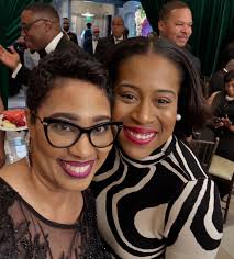 What a beautiful night, celebrating beautiful accomplishments, with  beautiful people. 💚📖☕️🫖 THANK YOU!!!!!!!