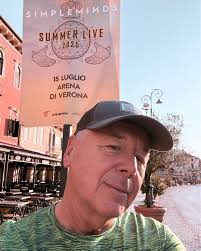 Hi. Going to Glasgow gig with VIP tickets. Does anyone know if this permits  entry to the sound check or to meet the band, please? Super excited 😄