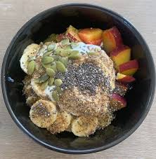 This easy and healthy pasta recipe takes just 20 minutes to prep so it's a perfect weeknight dinner. Healthy Breakfast Bowl Crushed Raw Nuts Banana Kiwi Fruit Peach Pumpkin Seeds Lsa Chia Seeds With Vanilla Bean Yoghurt Healthyfood