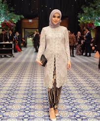 Model kebaya modern brokat muslim. 60 Model Kebaya Brokat Modern Modifikasi Terbaru 2020 Bergaya