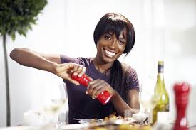 Y para celebrar la publicación de la cocina fácil de lorraine pascale, vamos a sortear dos libros entre todos vosotros: Lorraine Pascale En Canal Cocina Toda Una Estrella Mediatica