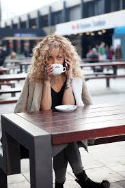 Shared By Myteddybear93 Find Images And Videos About Girl Fashion And Style On We Heart It Blonde Curly Hair Curly Hair Styles Naturally Curly Hair Styles