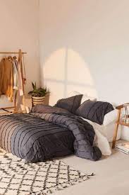 Very happy to be back to floor sleeping after many months of different beds and sleeping arrangements. 500 Bed On Floor Low Bed Ideas Bedroom Inspirations Home Bedroom Interior Design