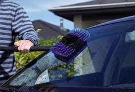 Womit kann ich autoscheiben von innen reinigen? Autoscheiben Reinigen Die Besten Tipps Fur Saubere Scheiben Neuigkeiten Azreinigungstechnik De