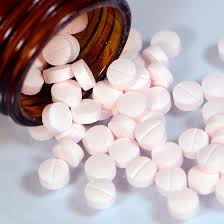 Febra musculare medicul si famacistul ne recomanda sa citim prospectul medicamentelor. Aspirina Medicamentul Cu Utilizari Neobisnuite