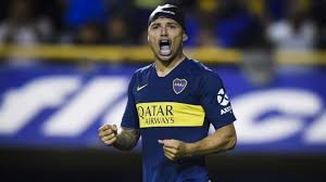 A mauro zárate lo salvaron las elecciones.si boca no hubiera votado nuevo presidente, en diciembre de 2019 el delantero hubiera sido desafectado del equipo. Mauro Zarate Chicaneo A Velez Tras La Clasificacion Y Estallo La Polemica Sports Illustrated