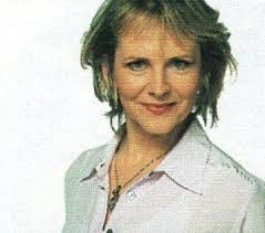 Maria Simons's Instagram, Twitter & Facebook