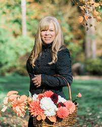 Proudly serving oc and beyond (we ship!)✨ www.ocwholesaleflowers.com. Flower Empower Blooms