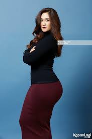 Bokep gendut montok nikmat jika nungging. Artis Hot On Twitter Artishot Semok Bahenol Bokong Mesum