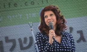 עולם התקשורת והפוליטיקה המקומי מוכה תדהמה: ×¡×™×œ×'×Ÿ ×©×œ×•×