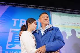 Born 26 june 1972) is a politician in the republic of china. éšªå‹ æ¥ŠéŽ®æµ¯ç•¶é¸é‡'é–€ç¸£é•· Yahooå¥‡æ'©éŠæˆ²é›»ç«¶