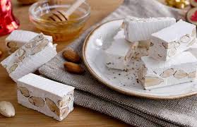 Nougat Aux Amandes Au Thermomix Plat Et Recette Recette Nougat Recette Recette Thermomix