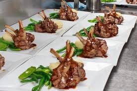 3 gang menu alles was ubrig geblieben ist. Gange Menu Catering