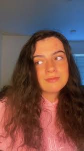 Isabella Cottone's Instagram, Twitter & Facebook