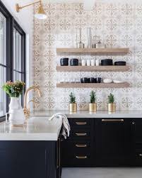 95 Idees Pour Credence En Carreaux De Ciment Design Top Pour 2019 Design De Cuisine Moderne Credence Cuisine Credence