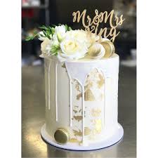 1 Tier Black And Gold Drip Cake Wedding Cake Single Tier Cake Topper Gold Leaf 50th Wedding Anniversary Cakes 50th Anniversary Cakes Wedding Anniversary Cakes