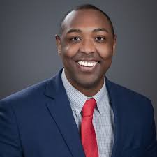 Congratulations to Eric Roytman '21 for winning the 2021 Dean's Cup!  Roytman and Maurice Baynard '21 competed against each other, arguing a free  speech case involving whether a transit system's refusal to