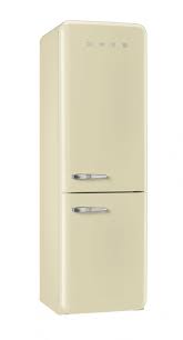 Combinele frigorifice cu răcire clasică sunt mai ieftine, dar avantajele unei combine frigorifice no frost sunt mai multe și mai importante: Combina Frigorifica Retro Smeg Fab32rpn1 Congelator No Frost Clasa A Crem Pentru Acasa