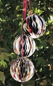 32 Genius Things To Make With Your Old Magazines Paper Party Decorations Magazine Crafts Christmas Crafts