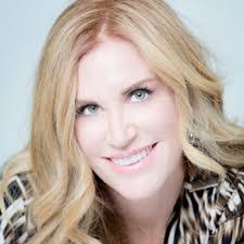 Debbie Newport's Instagram, Twitter & Facebook