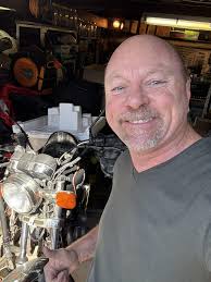 James collecting this lovely Tiger 660 from salesman corey. Safe journey  home and many thanks from all the Appleyard motorcycle team 👍 🖥  www.appleyardmotorcycles.co.uk