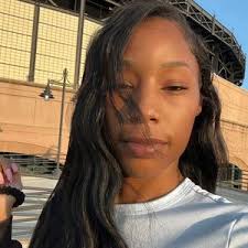 itstanaiyaa (@itstanaiyaa)