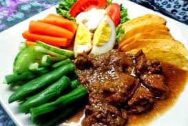 Selain membutuhkan keahlian, memasak juga tentunya membutuhkan sember informasi atau referensi resep masakan yang akan anda buat. Resep Dan Cara Membuat Selat Solo Segar Yang Nikmat Wartasolo Com Berita Dan Informasi Terkini