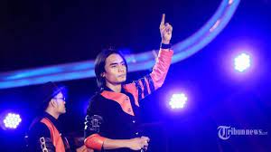 Chord Kunci Ukulele Pengorbanan Cinta Setia Band Tak Ada Yang Mampu Untuk Menghentikanku Tribun Solo