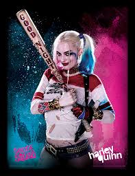 Harley quinn es uno de los personajes más queridos del escuadrón, incluso es uno de los papeles favoritos de la actriz que le da vida, margot robbie, tal y como ha asegurado en varias ocasiones. Escuadron Suicida Suicide Squad Harley Quinn Poster Enmarcado Europosters Es