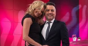 Mar tarrés hizo la imitación de thalía y, para sorpresa de todos, ángel de brito, quien afirmó que a. Yanina Latorre Y Angel De Brito Tendencia En Twitter Por Los Chats Hot Que Confirmarian Su Relacion