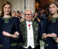 Pierre cardin, le 10 invenzioni che hanno fatto la storia della moda. Italian French Designer Pierre Cardin Has Passed Away At The Age Of 98