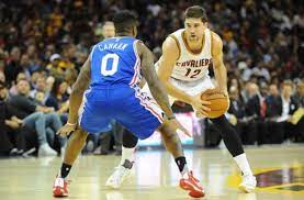En quatre apparitions sous le maillot des cavs, harris tourne à 1,8 point et 0,8 rebond de moyenne mais. Joe Harris Out For Season With Foot Injury